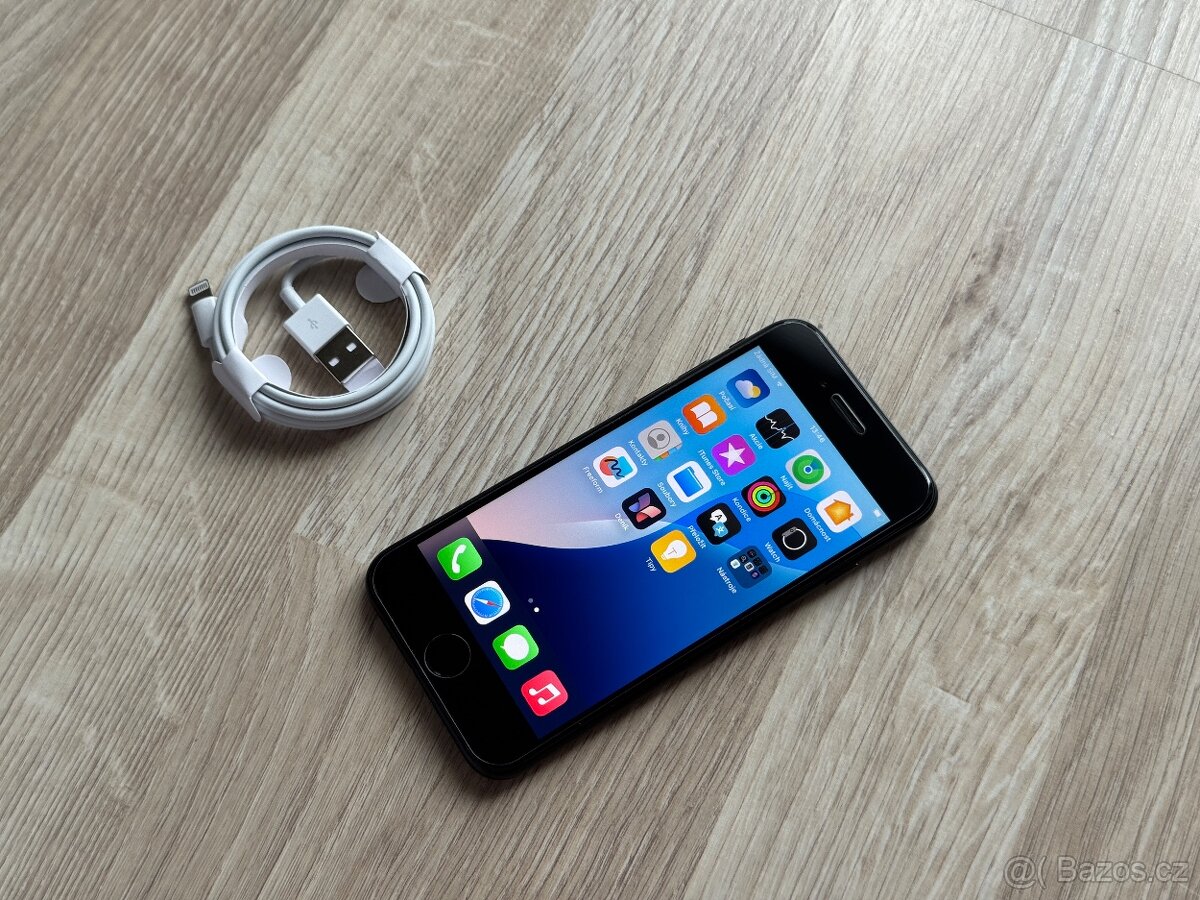 Apple iPhone SE 2. Generace 64Gb - Černý - TOP