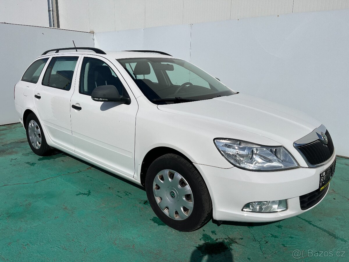 Škoda Octavia 1.6TDI DSG, Klima, Tažné