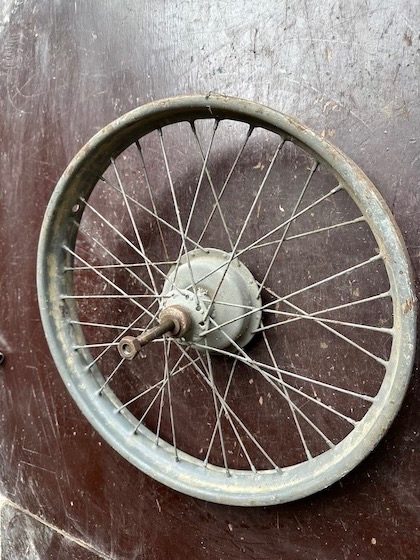 Predám prední kolo, stred kola JAWA 550