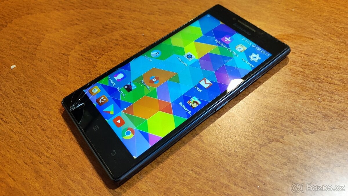 Lenovo P70-A - prasklé LCD