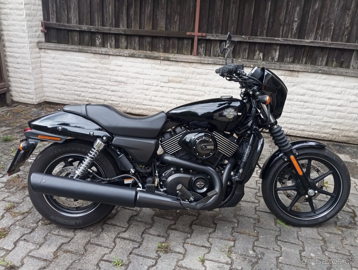 Harley Davidson street 750