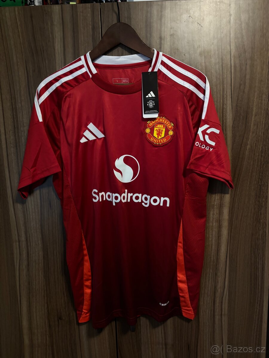 Manchester United červený domácí dres 2024/2025