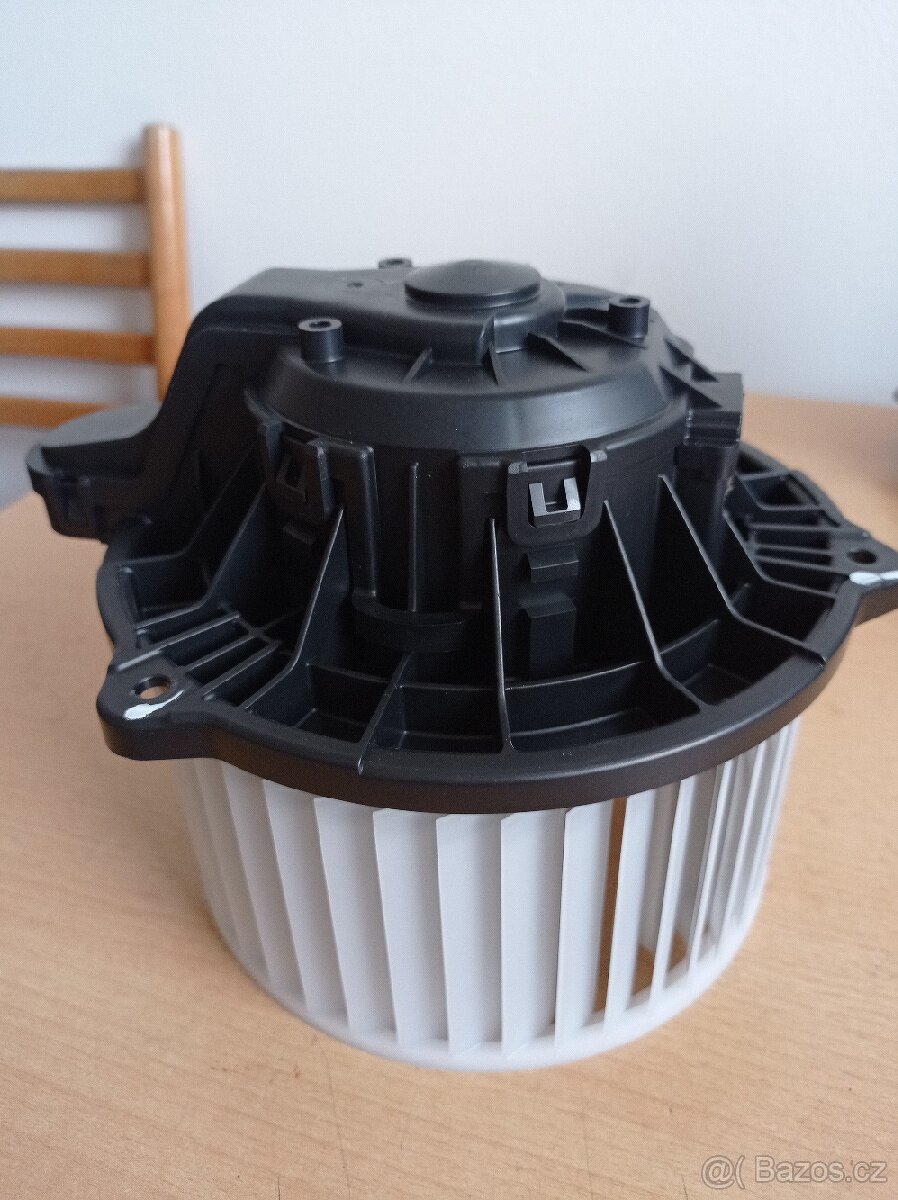 Ventilátor topení BOSCH F 005382474