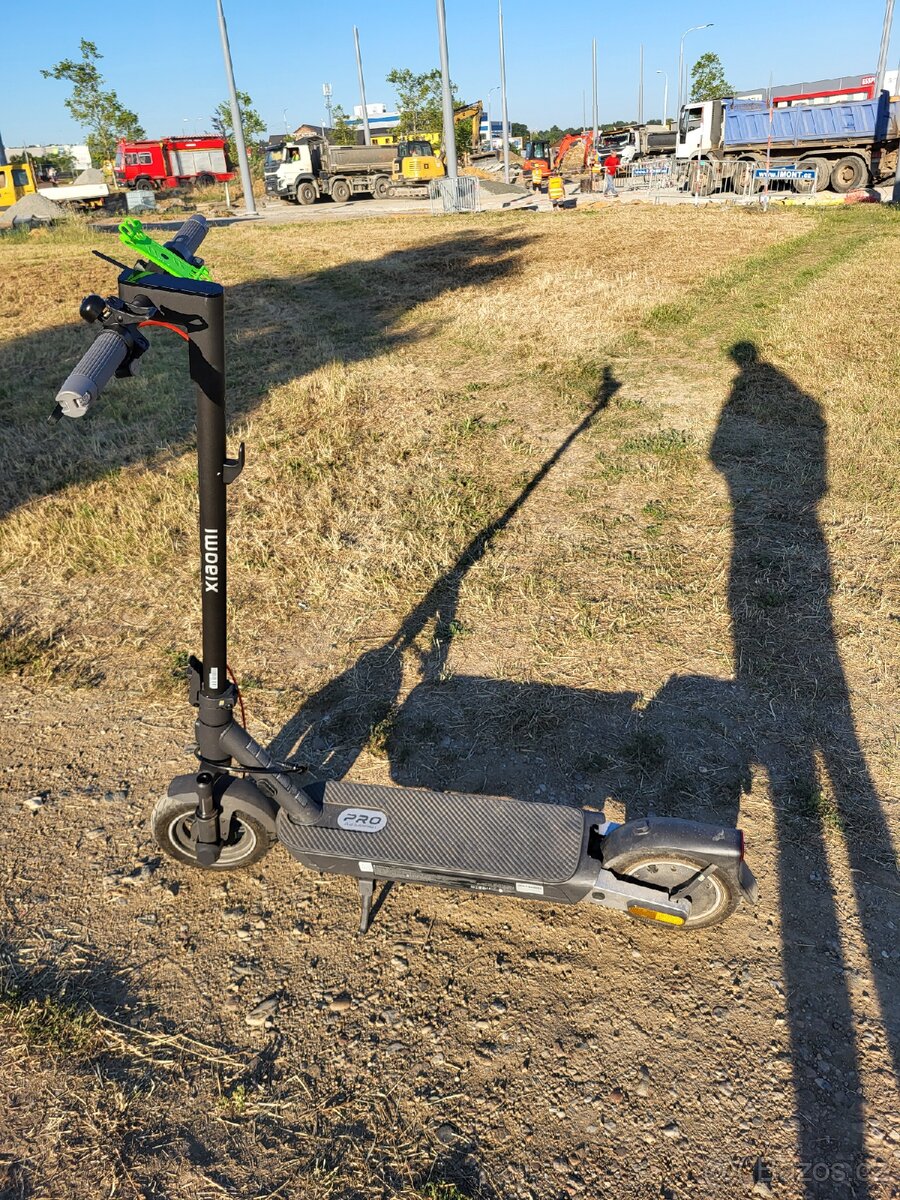 Elektrická koloběžka Xiaomi Electric Scooter 5 Pro GL