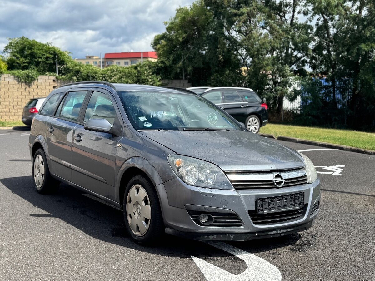 Opel Astra H 1.9 CDTI Automat • r.v. 2006 • NOVÁ STK