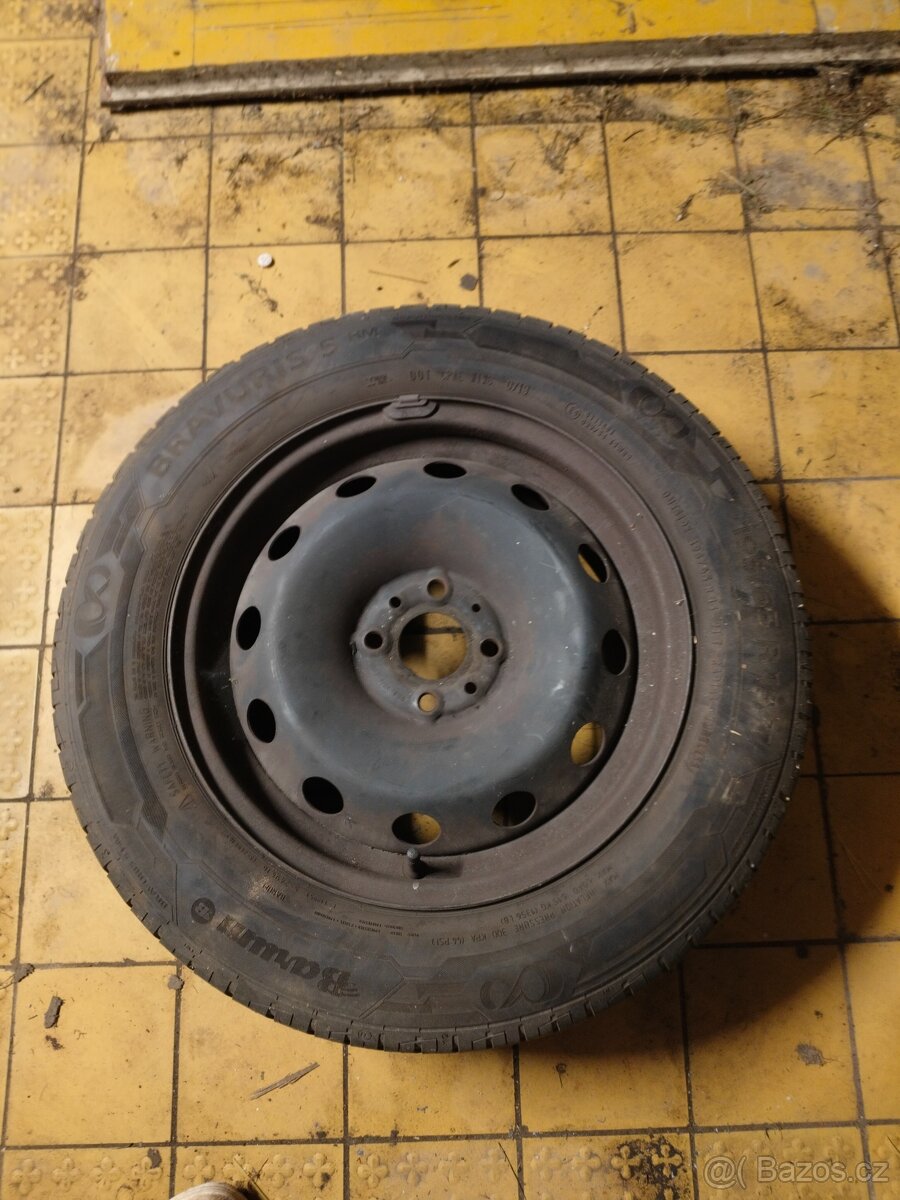 Prodám 4 ocelové disky fiat stilo