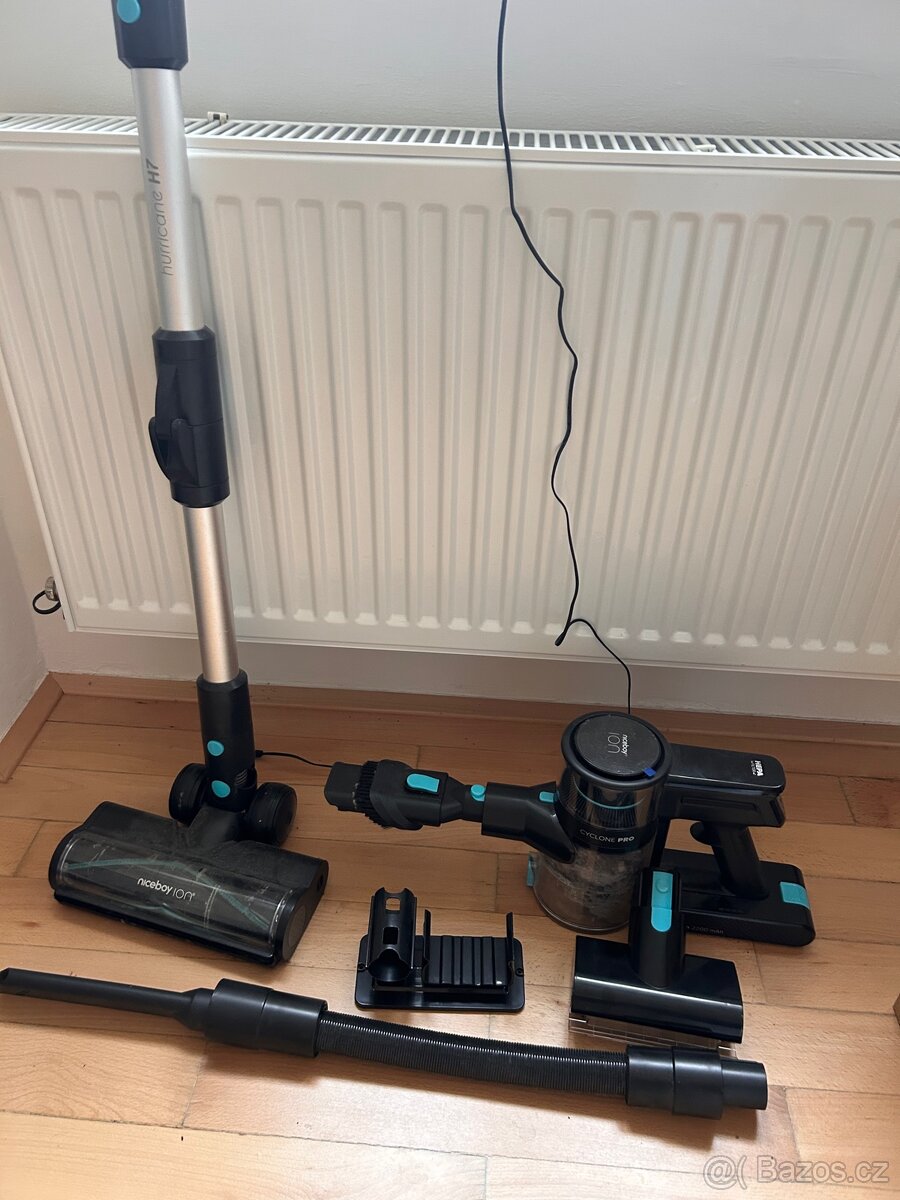 Ruční vysavač Niceboy