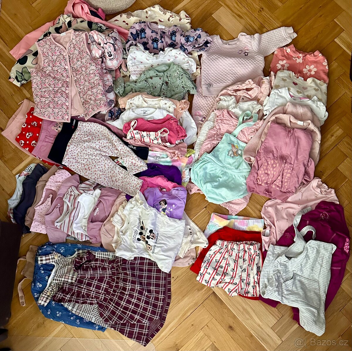 Dětské oblečení vel. 86