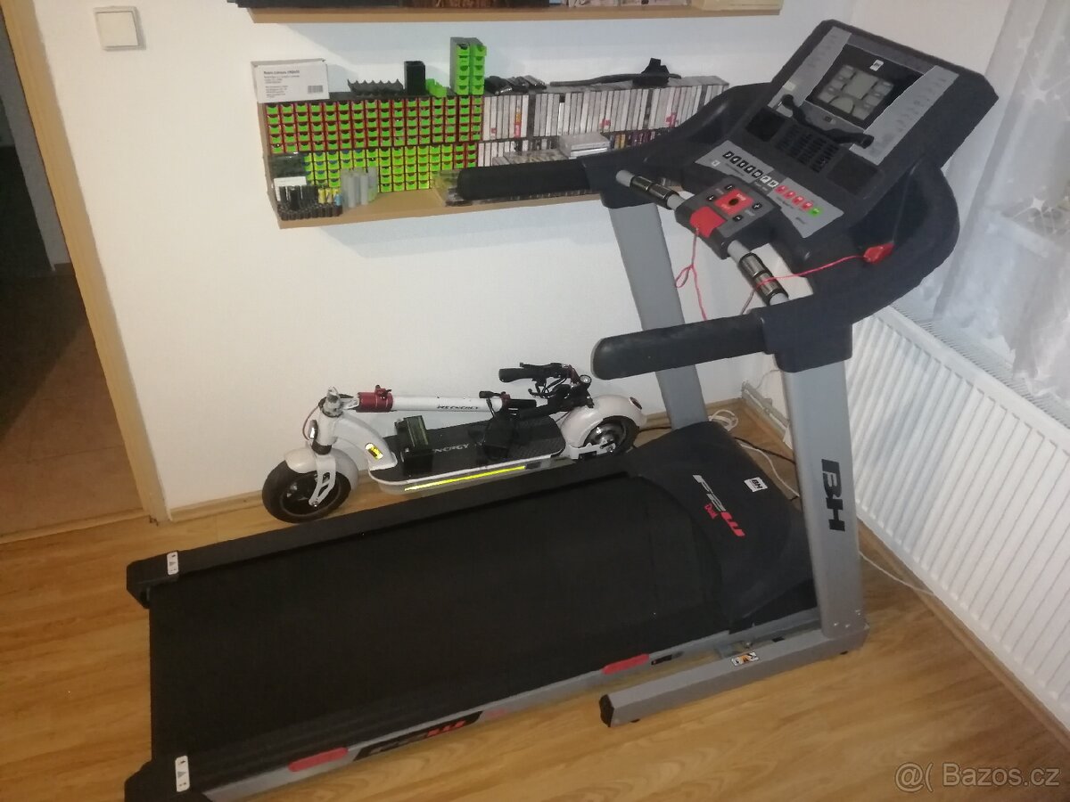 Běžecký pás BH Fitness