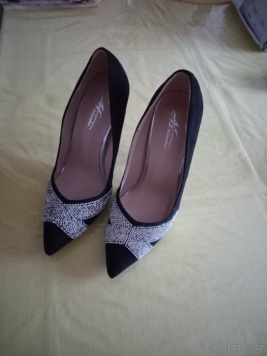 Lodičky na vysokém podpatku, vel. 36