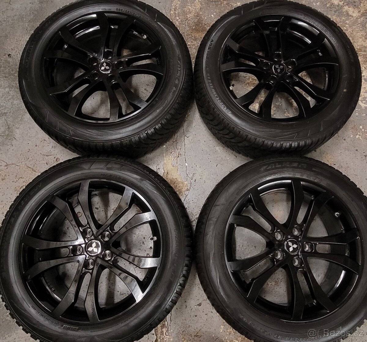 MITSUBISHI Outlander 3,18' alu disky, černé,zimní