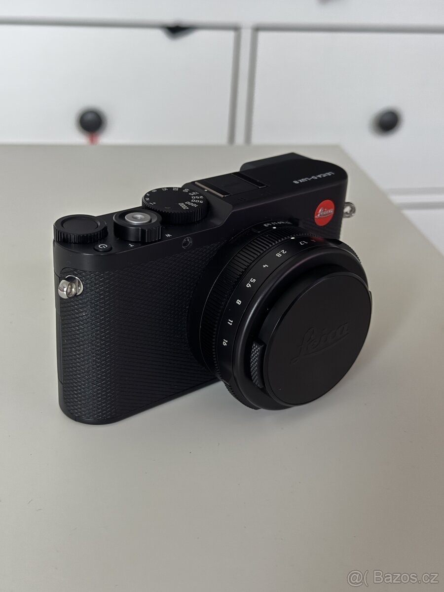 Leica D-Lux 8