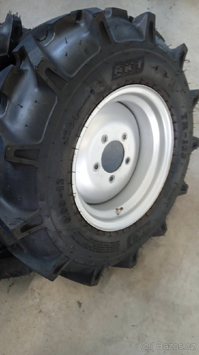 Nové traktorové pneumatiky 6-12