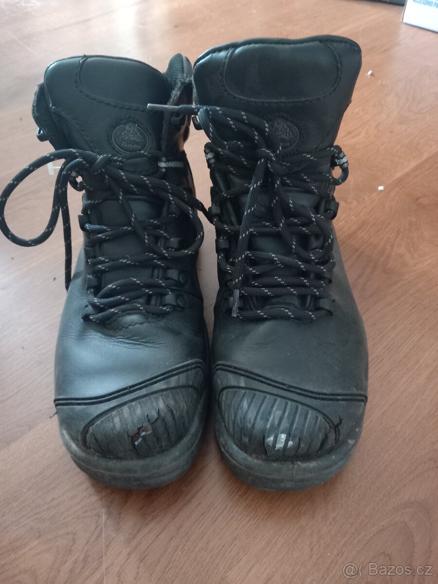 Kotníkové kožené boty, Gore tex, Baťa, 40