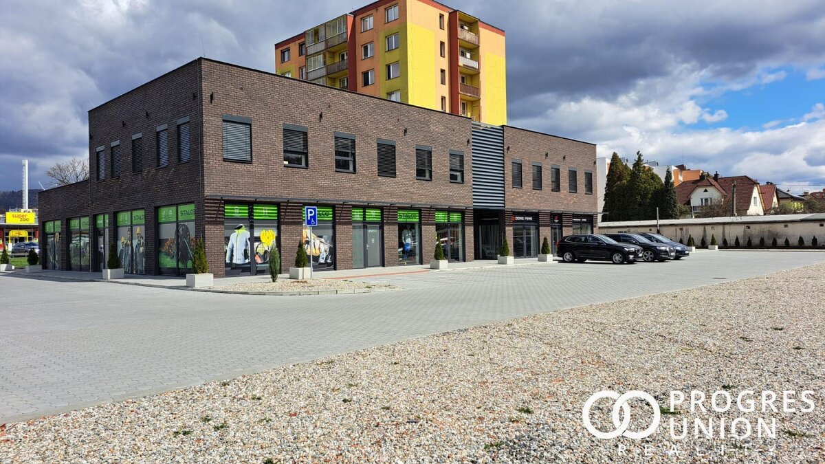 Pronájem obchodních, kancelářských  prostorů 300m2