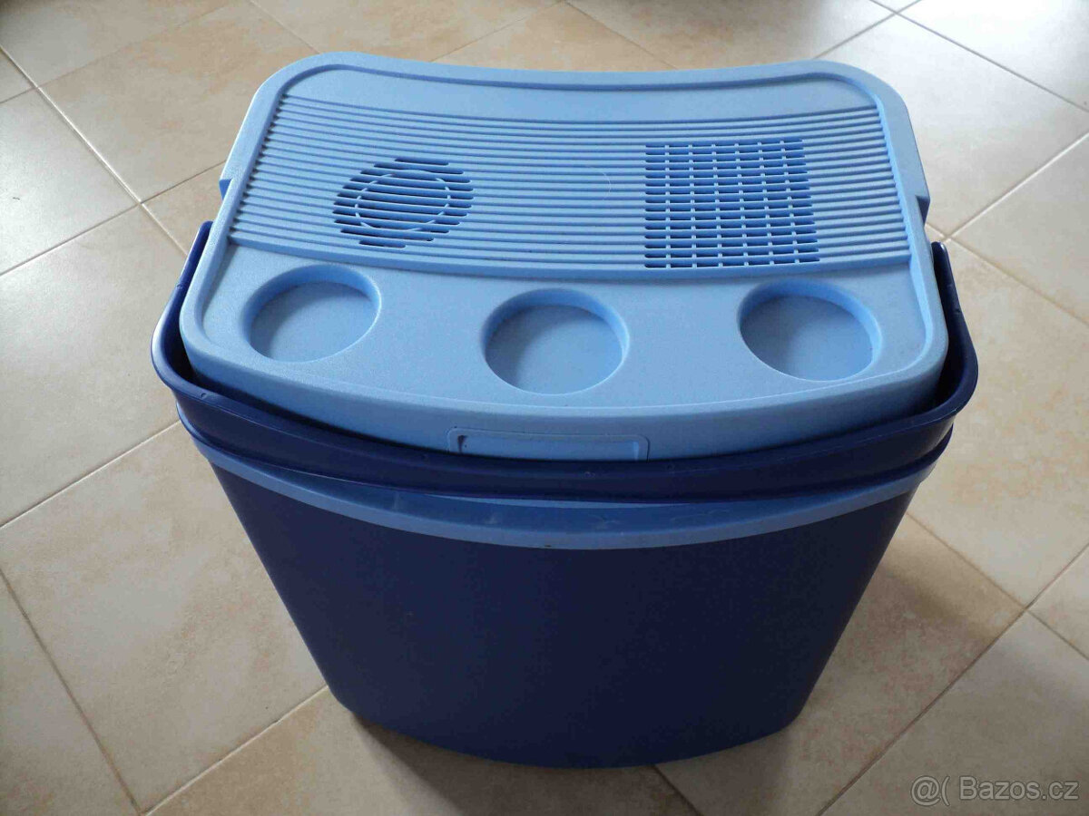 Autochladnička, lednička do auta 12V