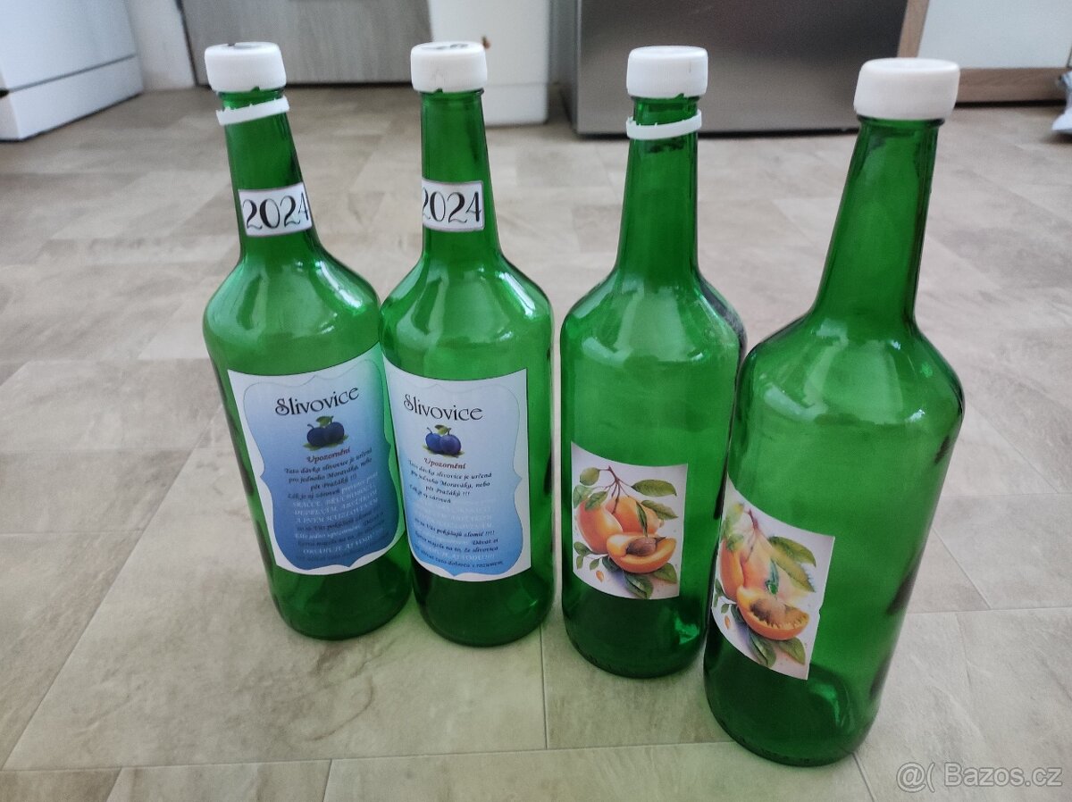 Prázdné láhve 1l