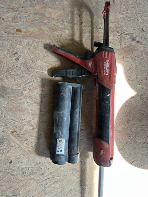 Hilti HDM 500 pistole na chemii