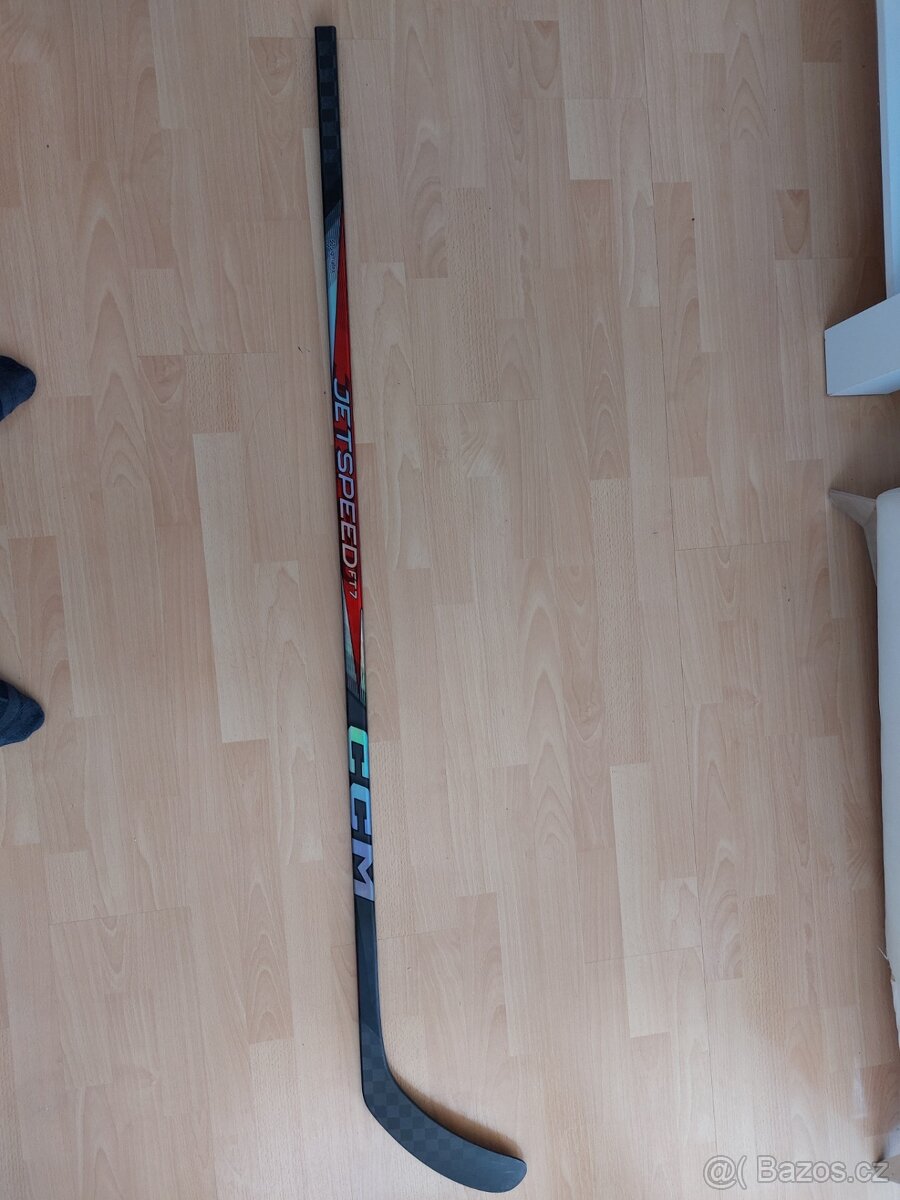 Hokejka CCM Jetspeed FT7 pravá P29 flex75