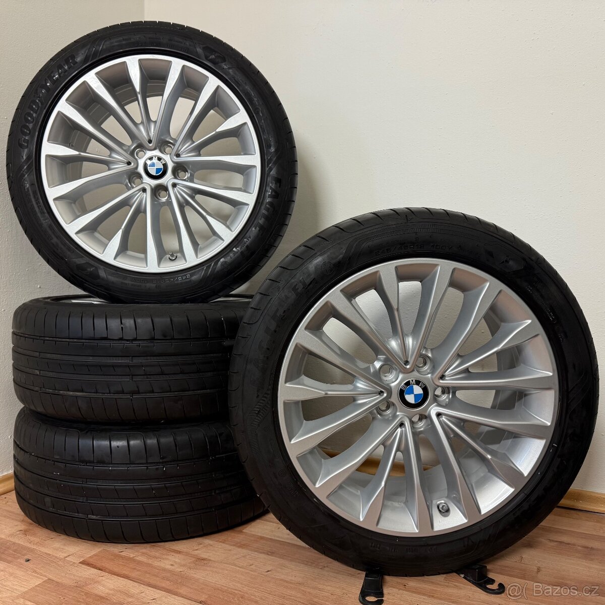 BMW 5 G30/G31 5x112 R18 ET30+LETNÍ 245/45R18 6/5mm