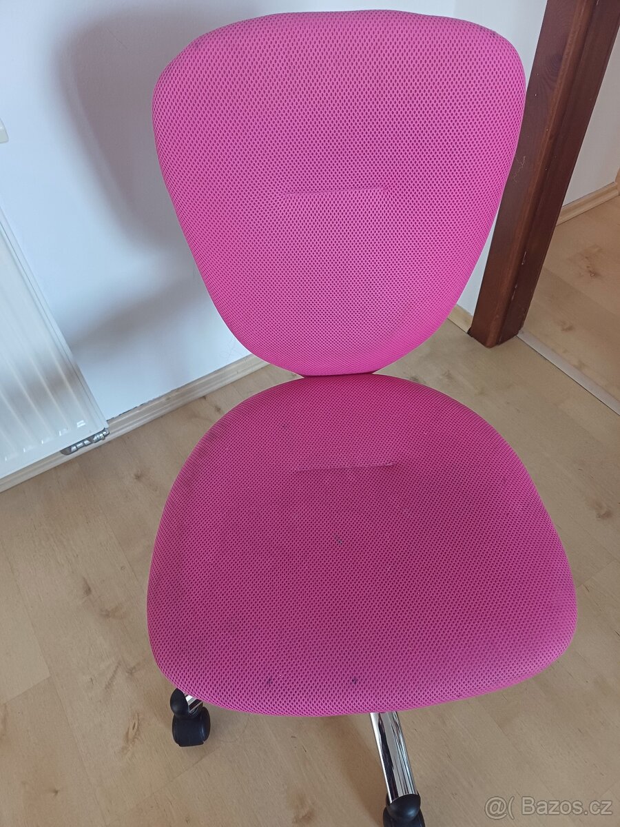 Židle k psacímu stolu