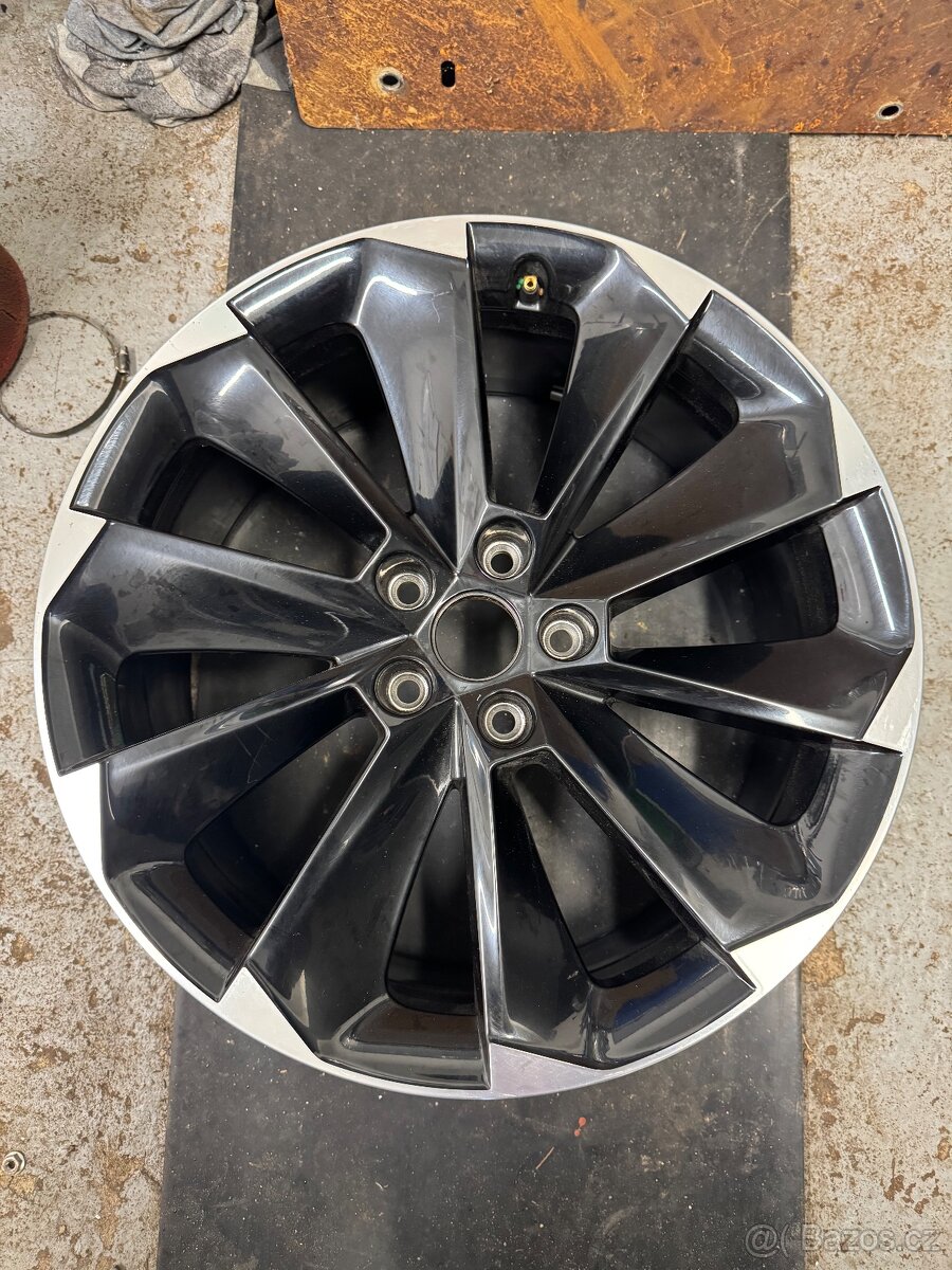 Supernova 19”