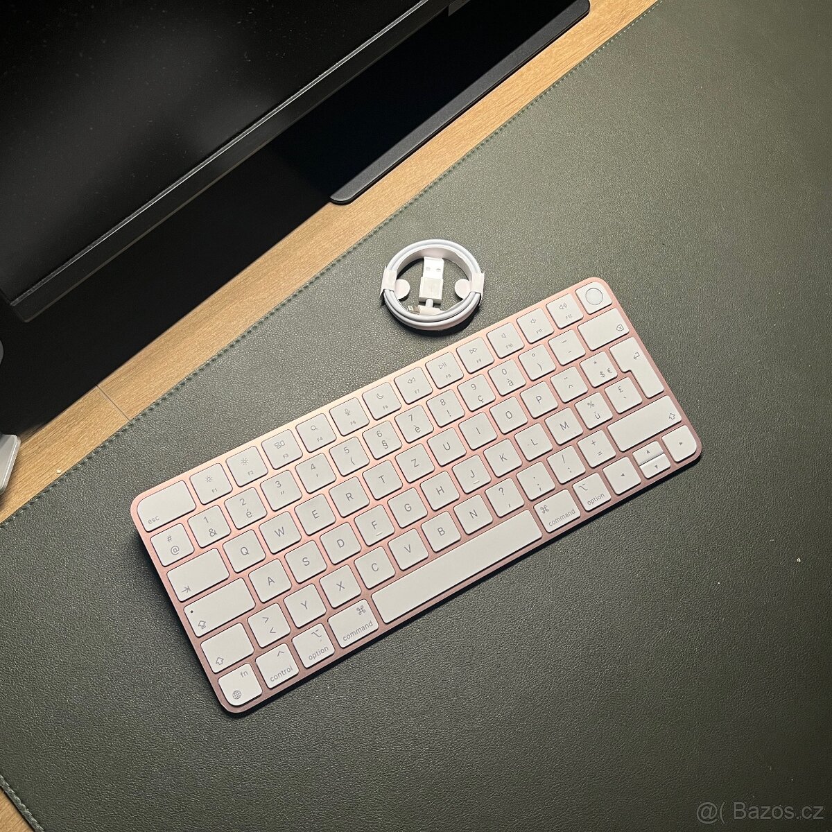 ZÁRUKA Apple Magic Keyboard 3 Touch ID (lehce růžová / rose)