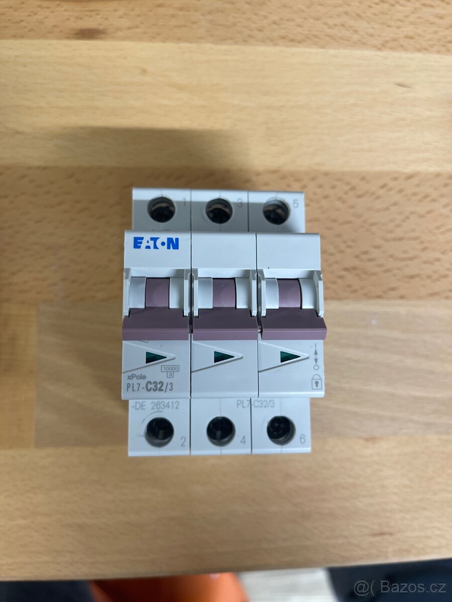 Eaton PL7 C32/3