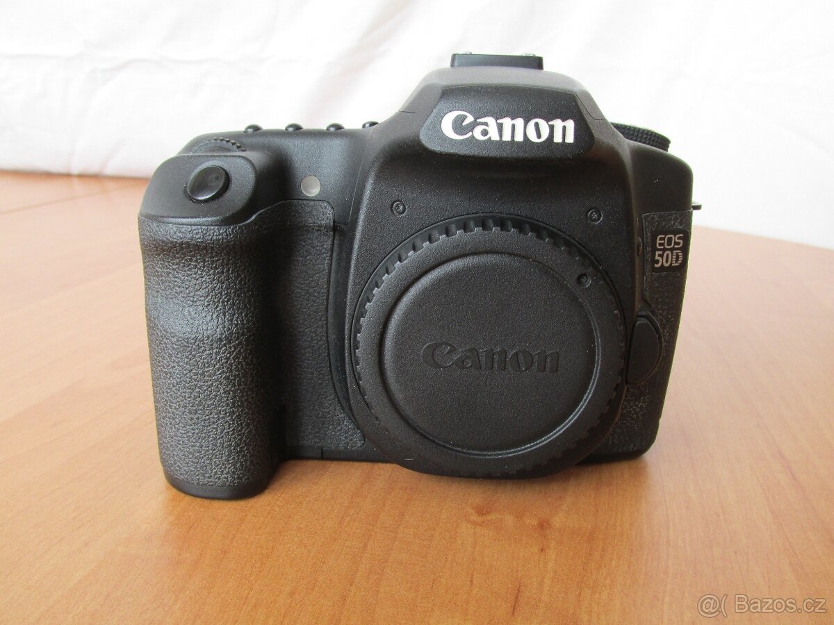 Canon 50D + objektiv Tamron 70-300 + Battery Grip