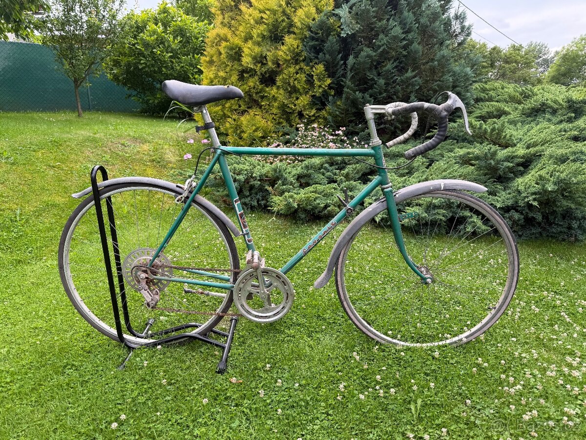 Prodám kolo Favorit rok výroby 1985