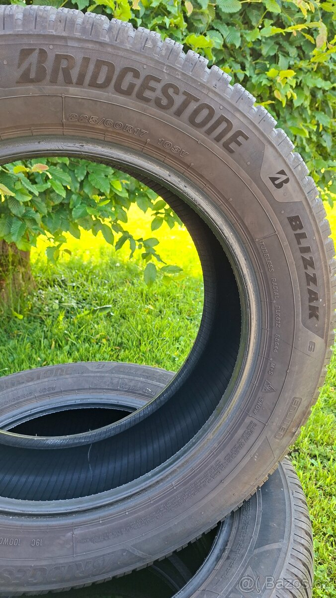 Zimní pneu 225/60 R17