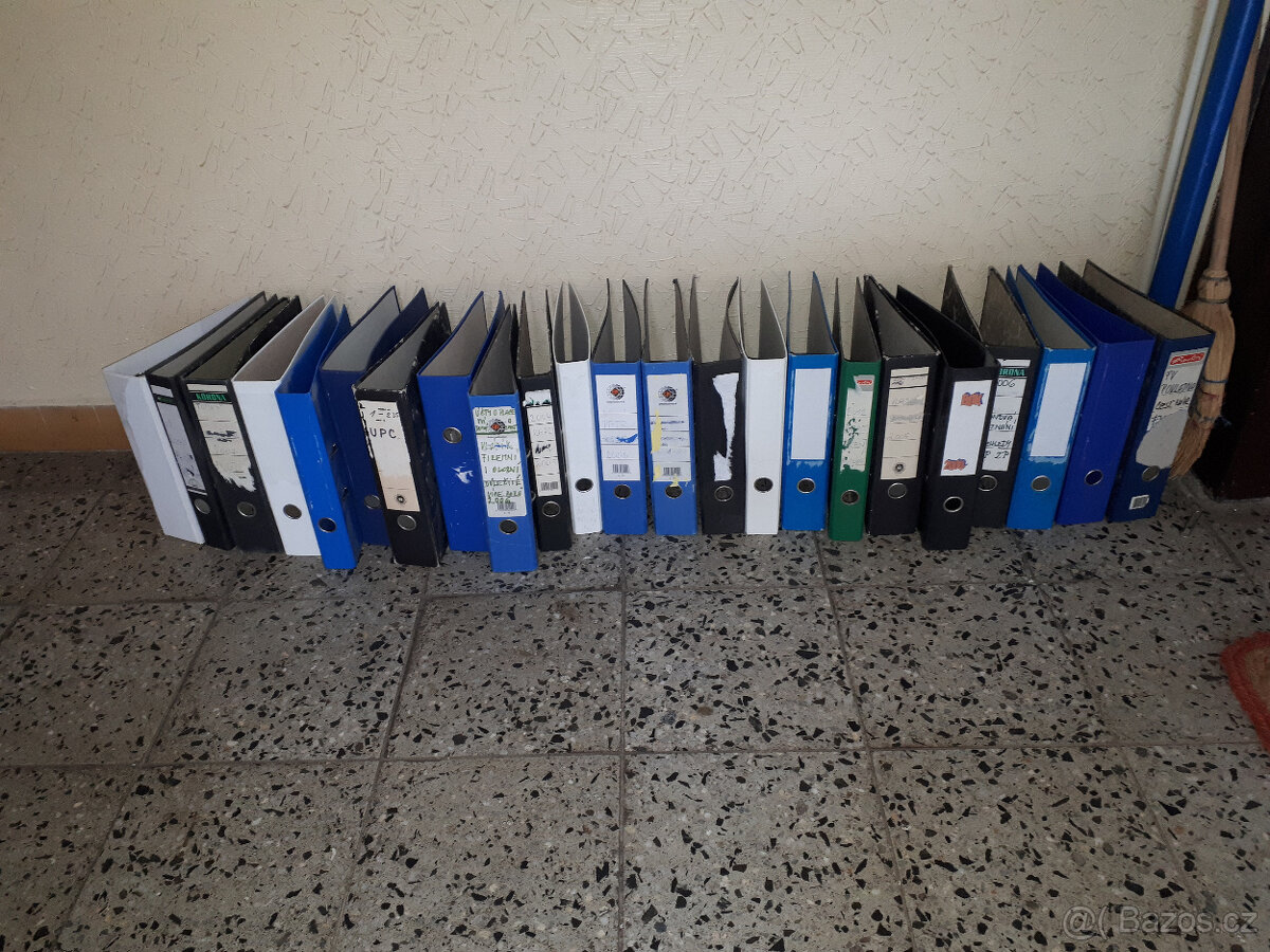 Pořadače pákové na dokumenty = šanony