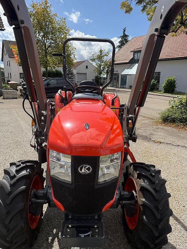 Ideální pro farmu i zahradu, Kubota L1-452