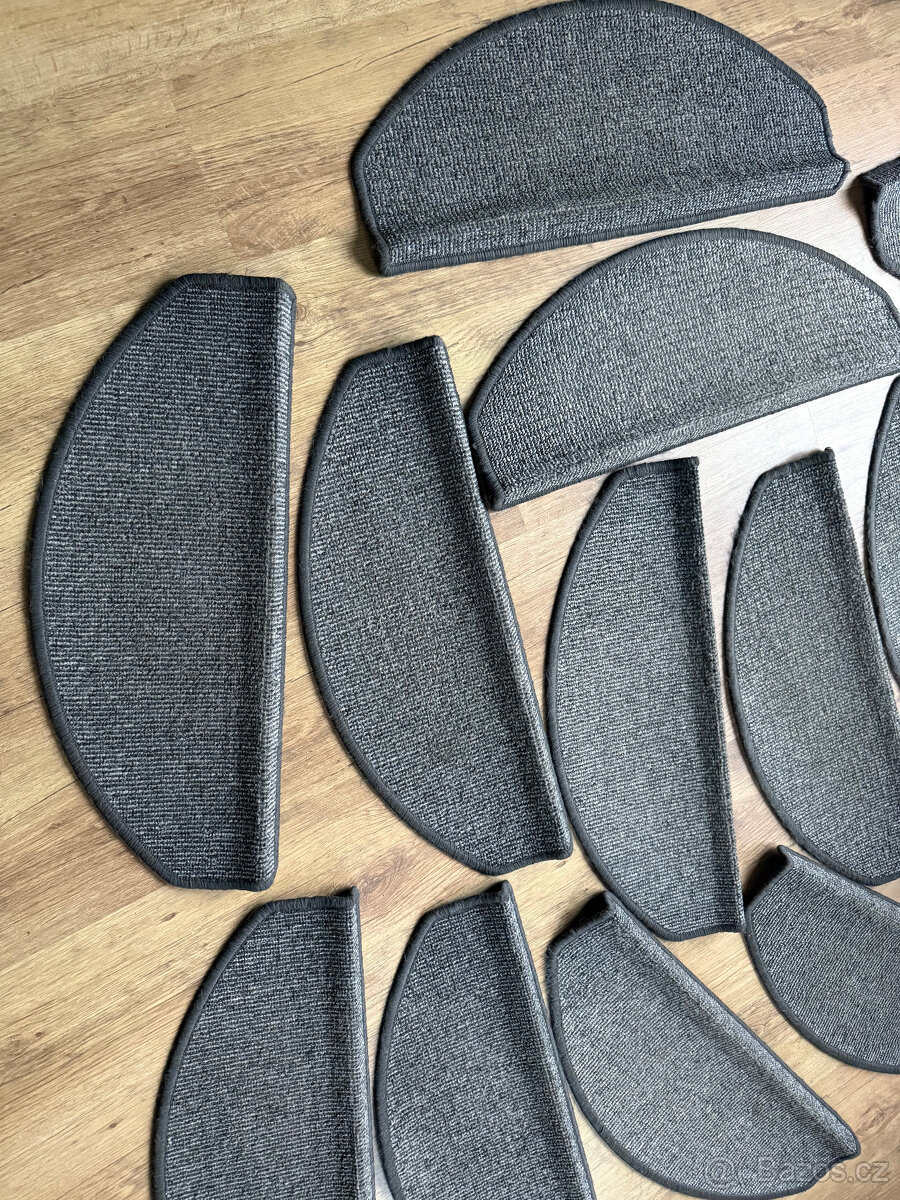 Kobercové nášlapy na schody 15ks