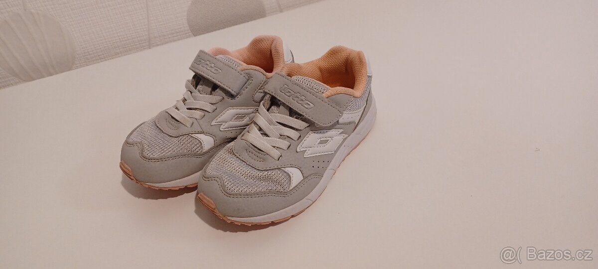 Dětská obuv Lotto STRADA