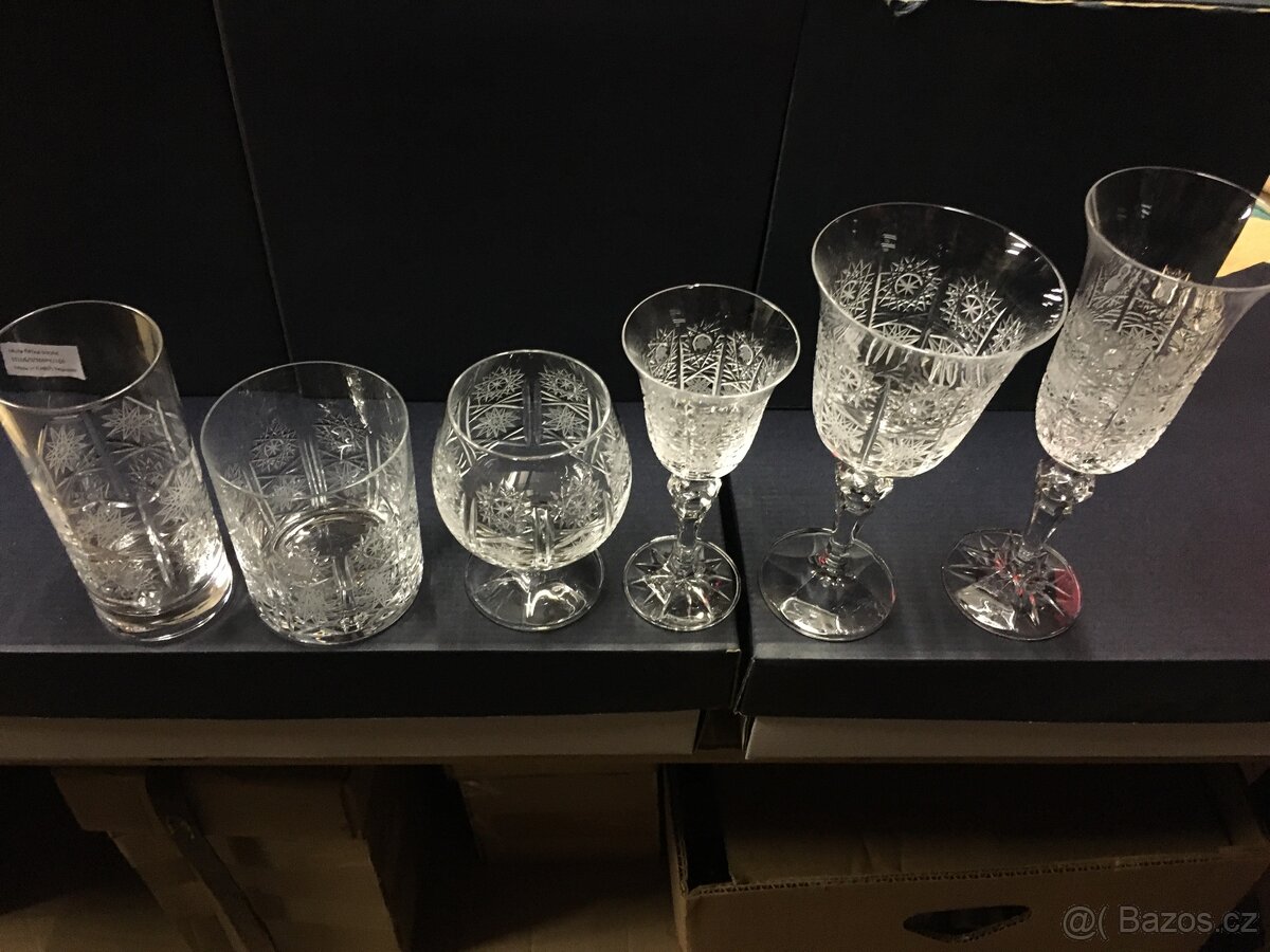 Nový ručně broušený křišťál