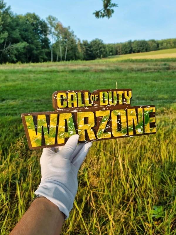 Call of duty Warzone logo - dřevěná dekorace