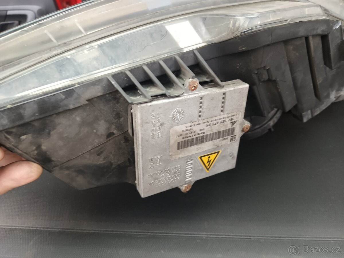 Xenony Opel Vectra b