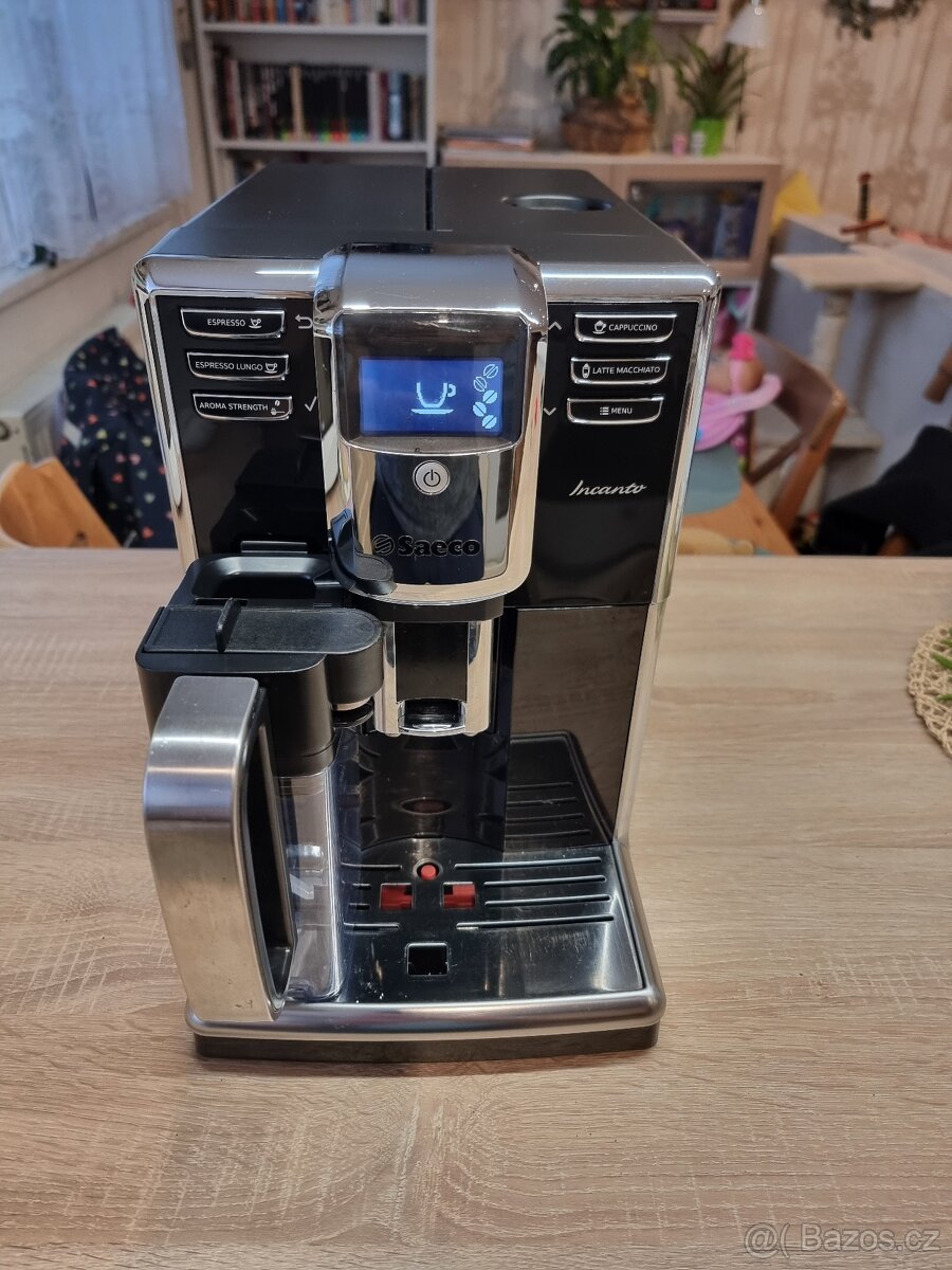 Saeco Incanto - automatický kávovar
