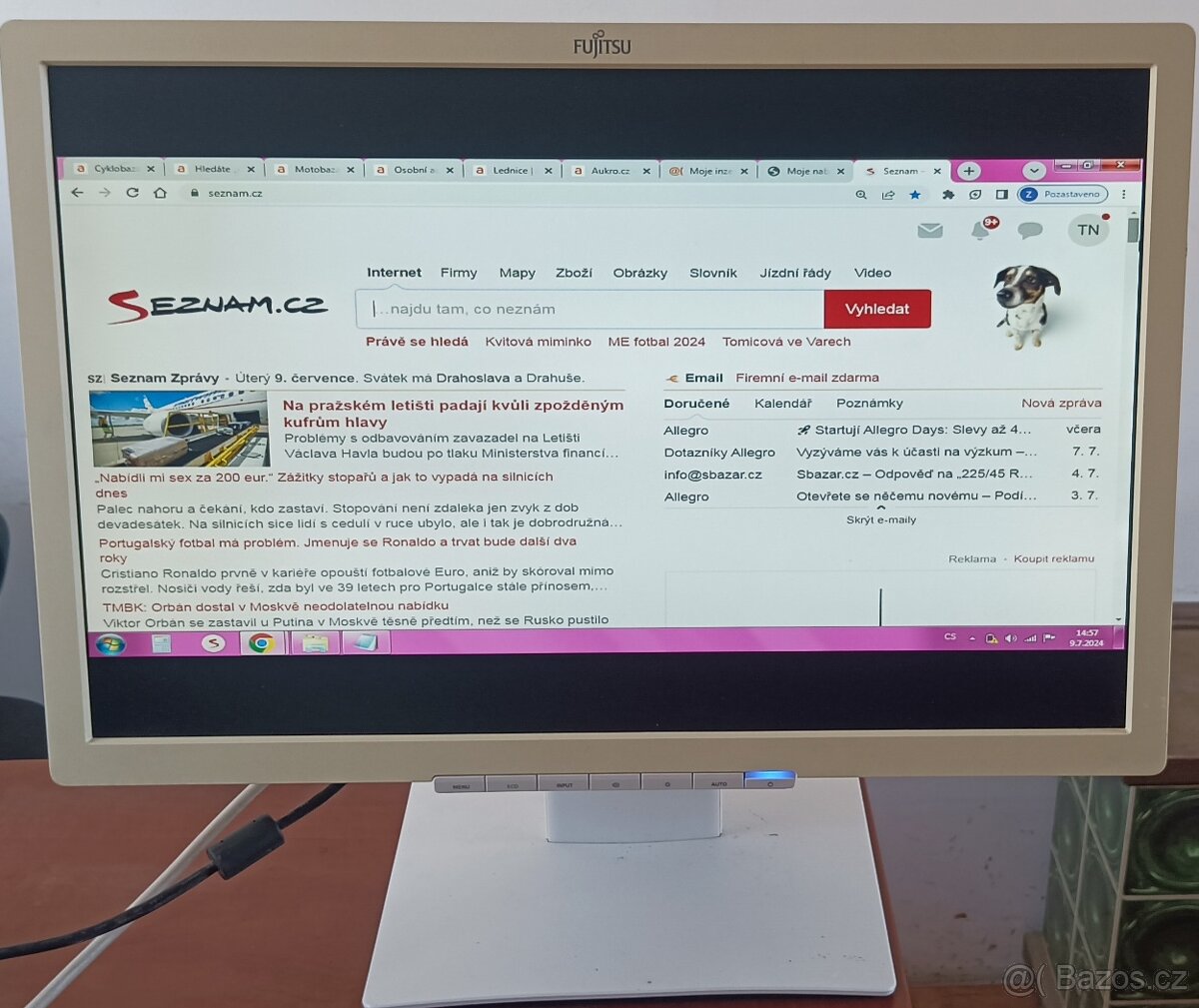 Bílý Monitor,22" Fujitsu B22W-7 bílý včetně napájecího