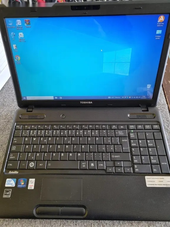 Prodám notebook Toshiba Satellite C660