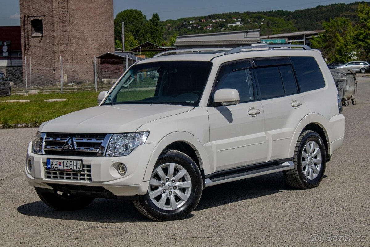 Mitsubishi Pajero 3.2DI-D LWB Instyle A/T