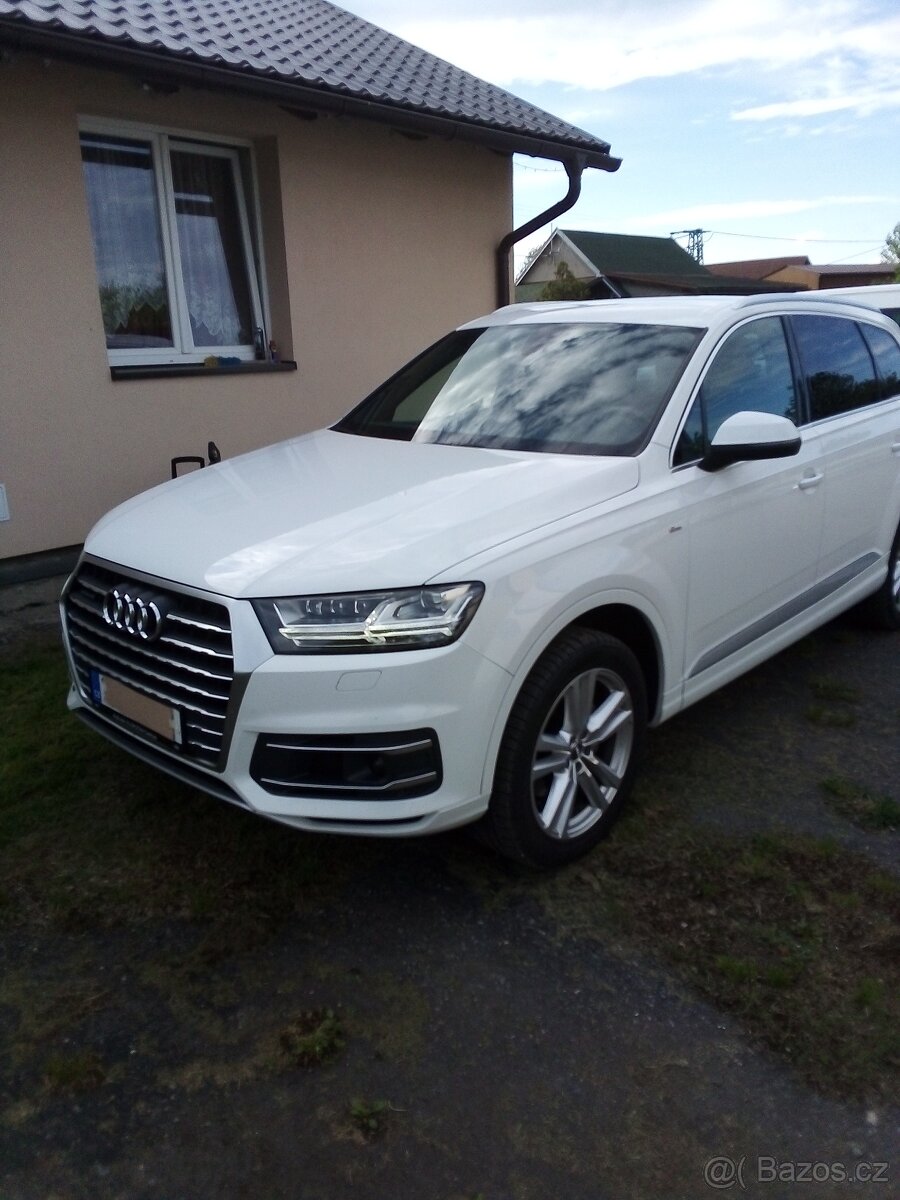 Audi Q7 nové CR 3,0Tdi 210kw 1 majitel S-line rok 2019