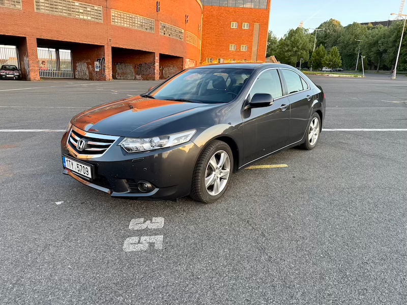 Honda Accord 2013, 2.2, 110kw