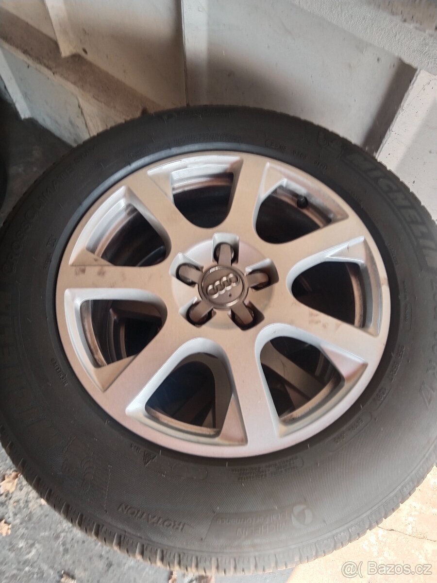 Originál kola Audi R17 s pneu celorocni