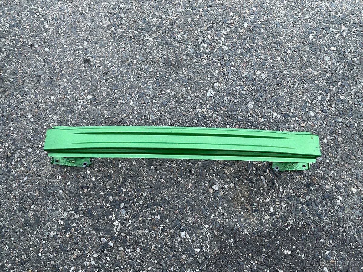 Škoda Fabia 3 zadní výztuha