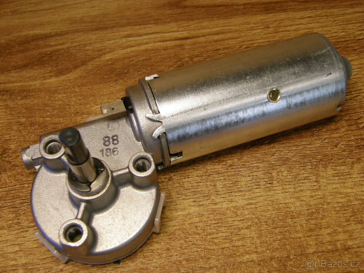 Elektromotor s převodovkou BOSCH, 12VDC, 210ot./min.