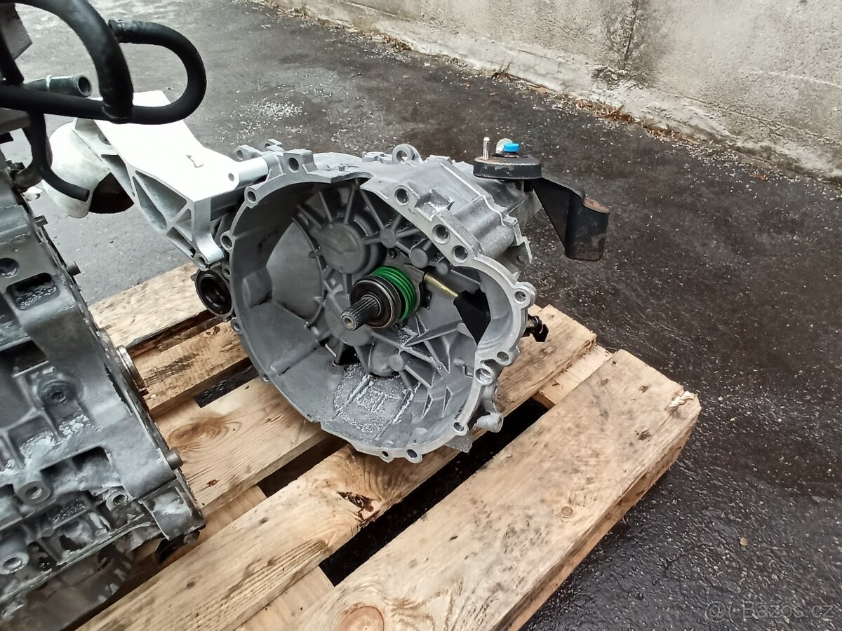 PŘEVODOVKA - VOLVO V70 - 2,4D D5 120KW