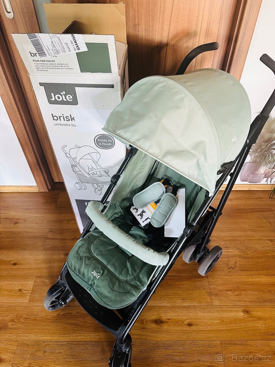 Kočárek do 22 kg JOIE Brisk™ LX 2025 Laurel golfové hole