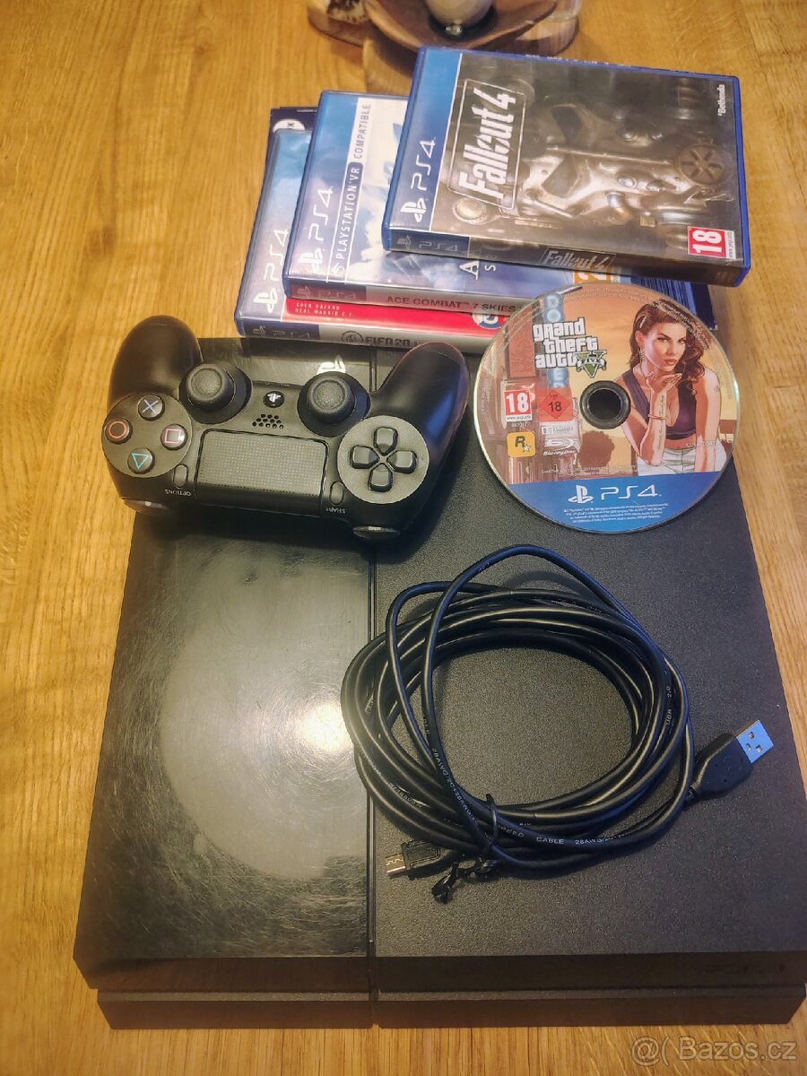 PS4 1tb + hry